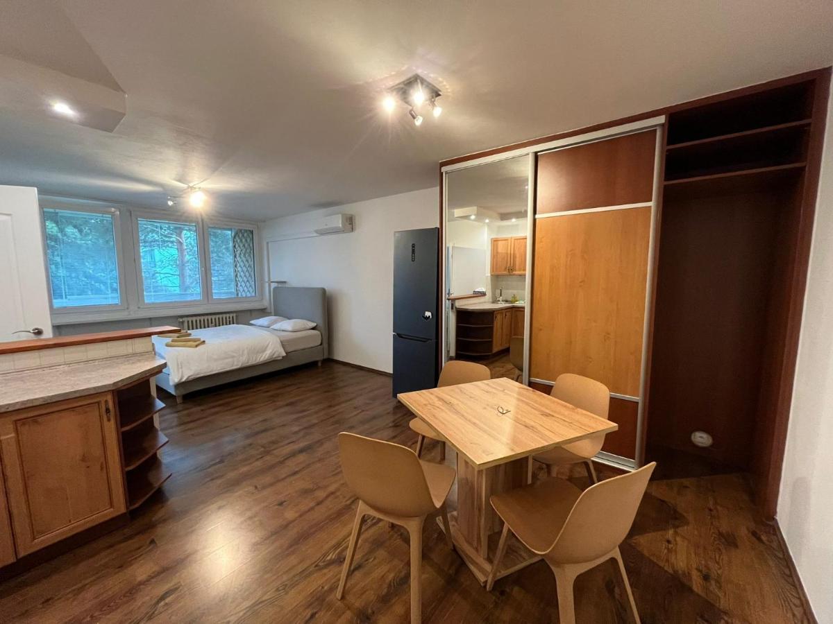 Invalidovna Apartment Prague Ngoại thất bức ảnh