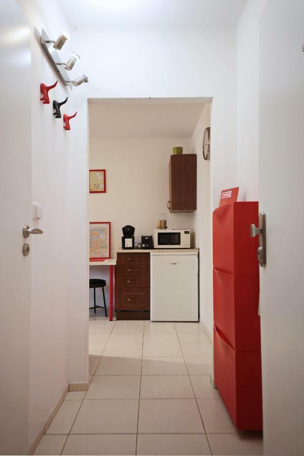 Invalidovna Apartment Prague Ngoại thất bức ảnh