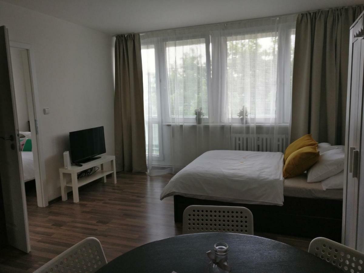 Invalidovna Apartment Prague Ngoại thất bức ảnh